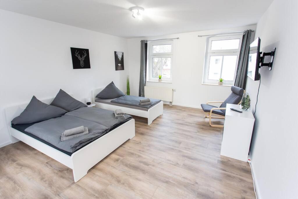 Schickes 1-raum-apartment Mit Balkon Und Vollausgestatteter Kueche Apartment Chemnitz
